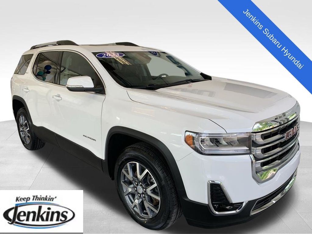 2023 GMC Acadia SLT in Summit White — front three-quarter view