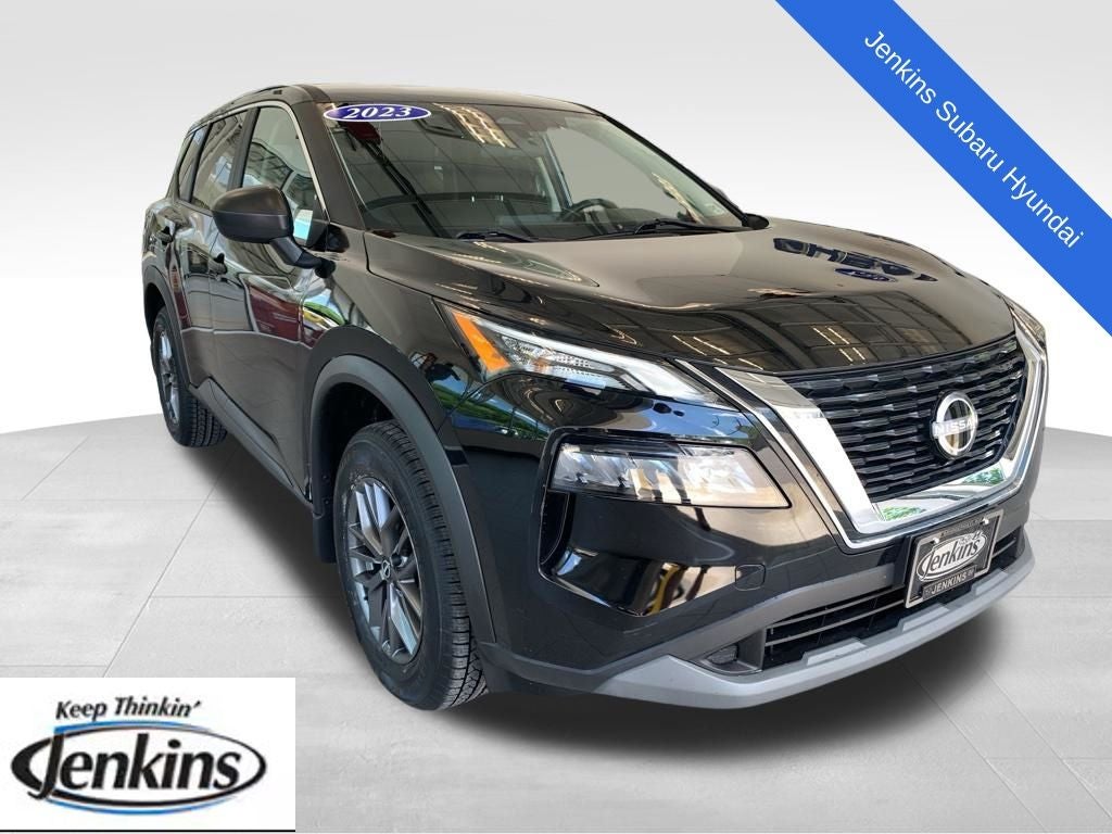 2023 Nissan Rogue S in Super Black — front three-quarter view