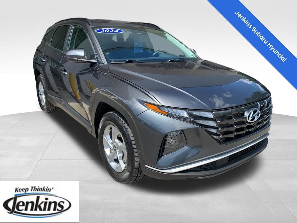 2024 Hyundai Tucson SEL in Dark Gray Metallic — front three-quarter view